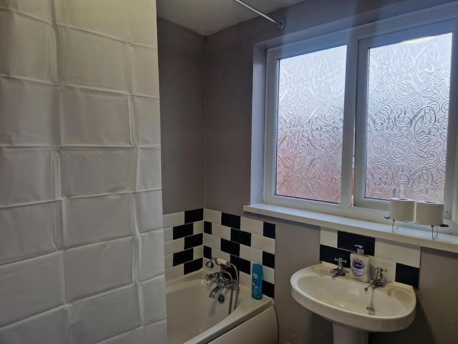 Primos Place - 2 Bedroom In Ashington Ashington  Extérieur photo