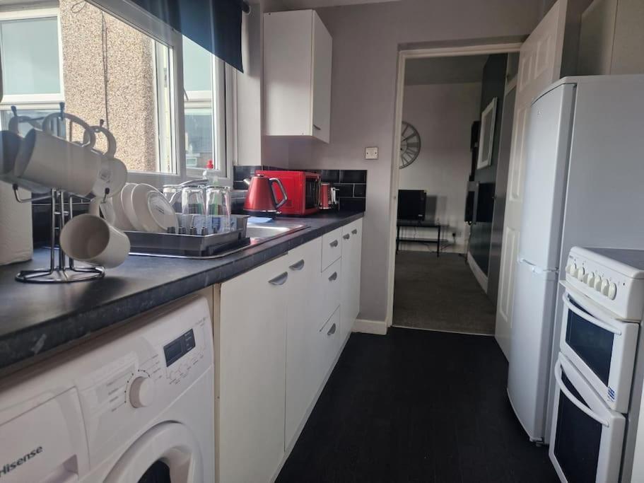 Primos Place - 2 Bedroom In Ashington Ashington  Extérieur photo